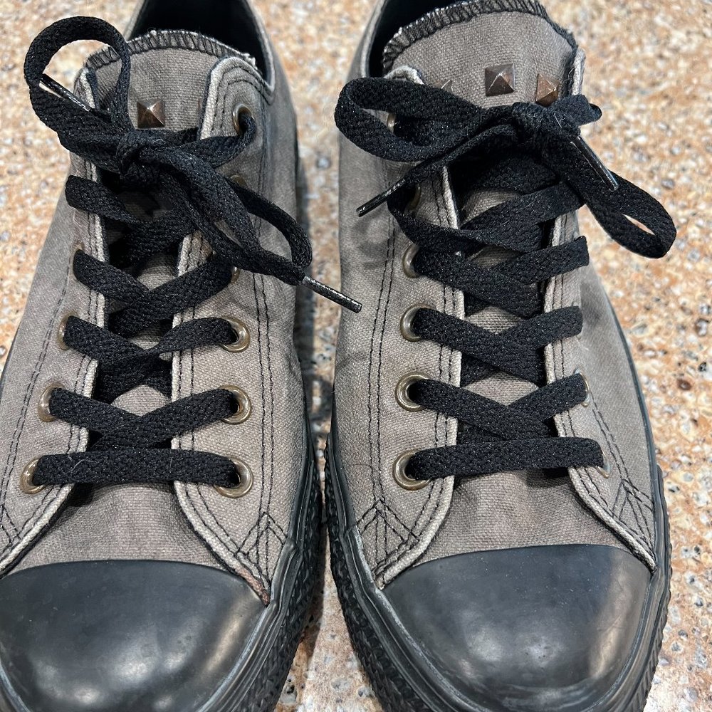 Army Green Converse Low Tops Size 8